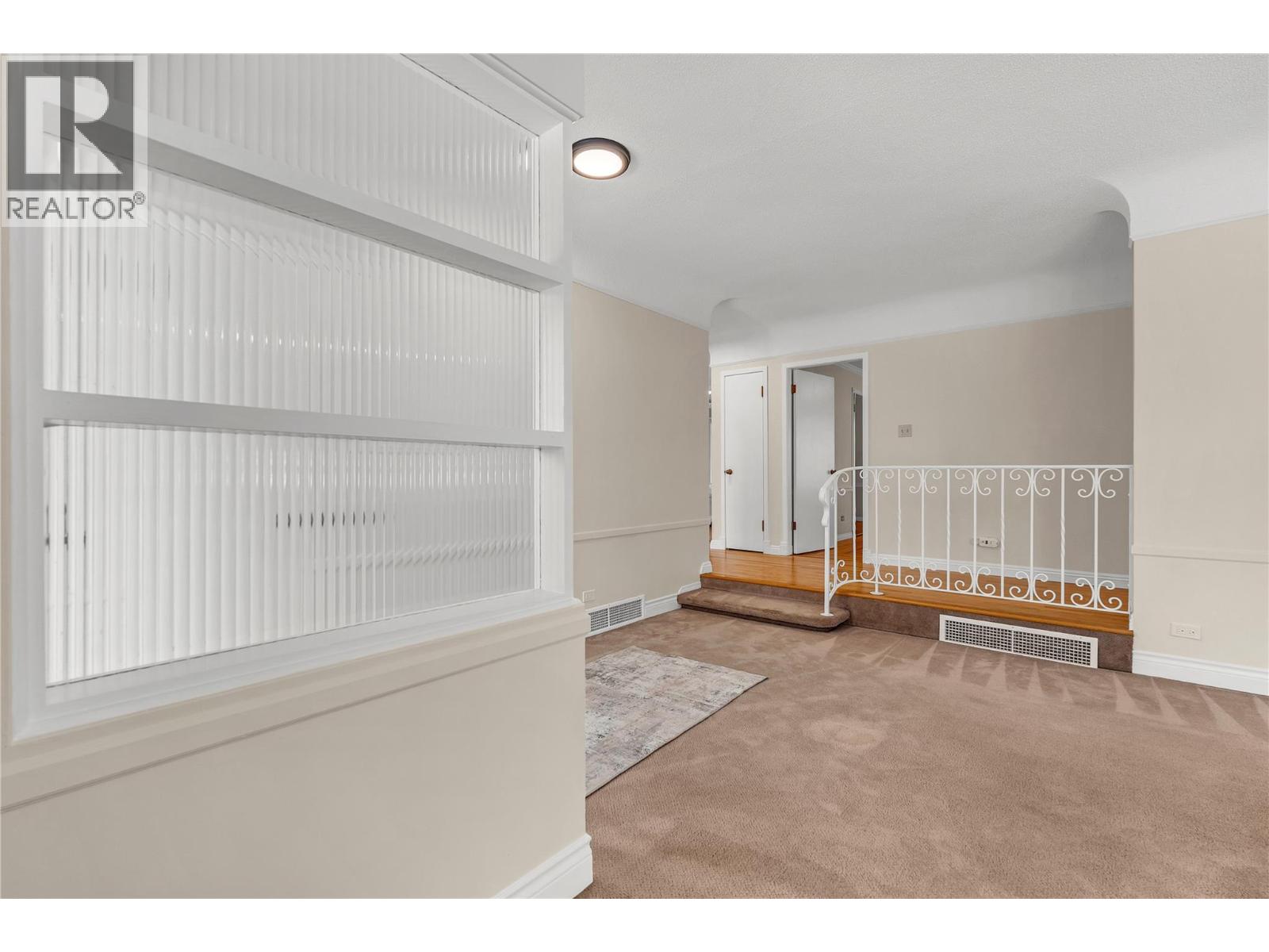 1135 Johnson Road, Penticton, British Columbia  V2A 1W6 - Photo 9 - 10374742