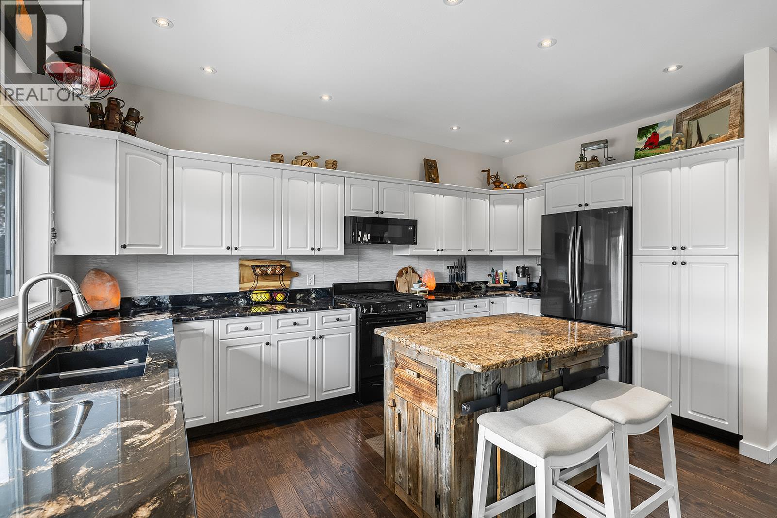 5827 Victoria Street, Peachland, British Columbia  V0H 1X4 - Photo 24 - 10376584