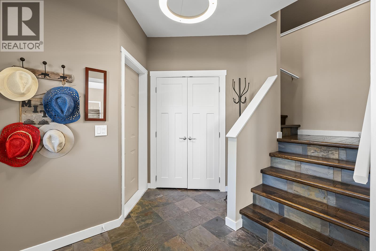 5827 Victoria Street, Peachland, British Columbia  V0H 1X4 - Photo 29 - 10376584