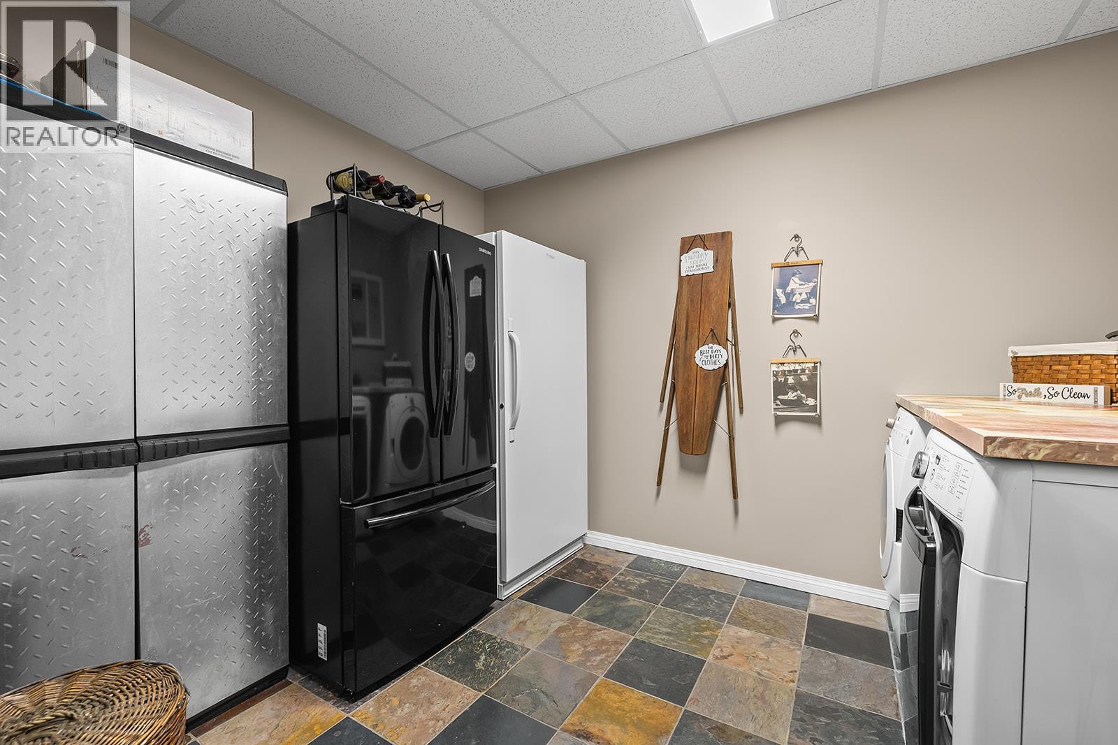 5827 Victoria Street, Peachland, British Columbia  V0H 1X4 - Photo 35 - 10376584