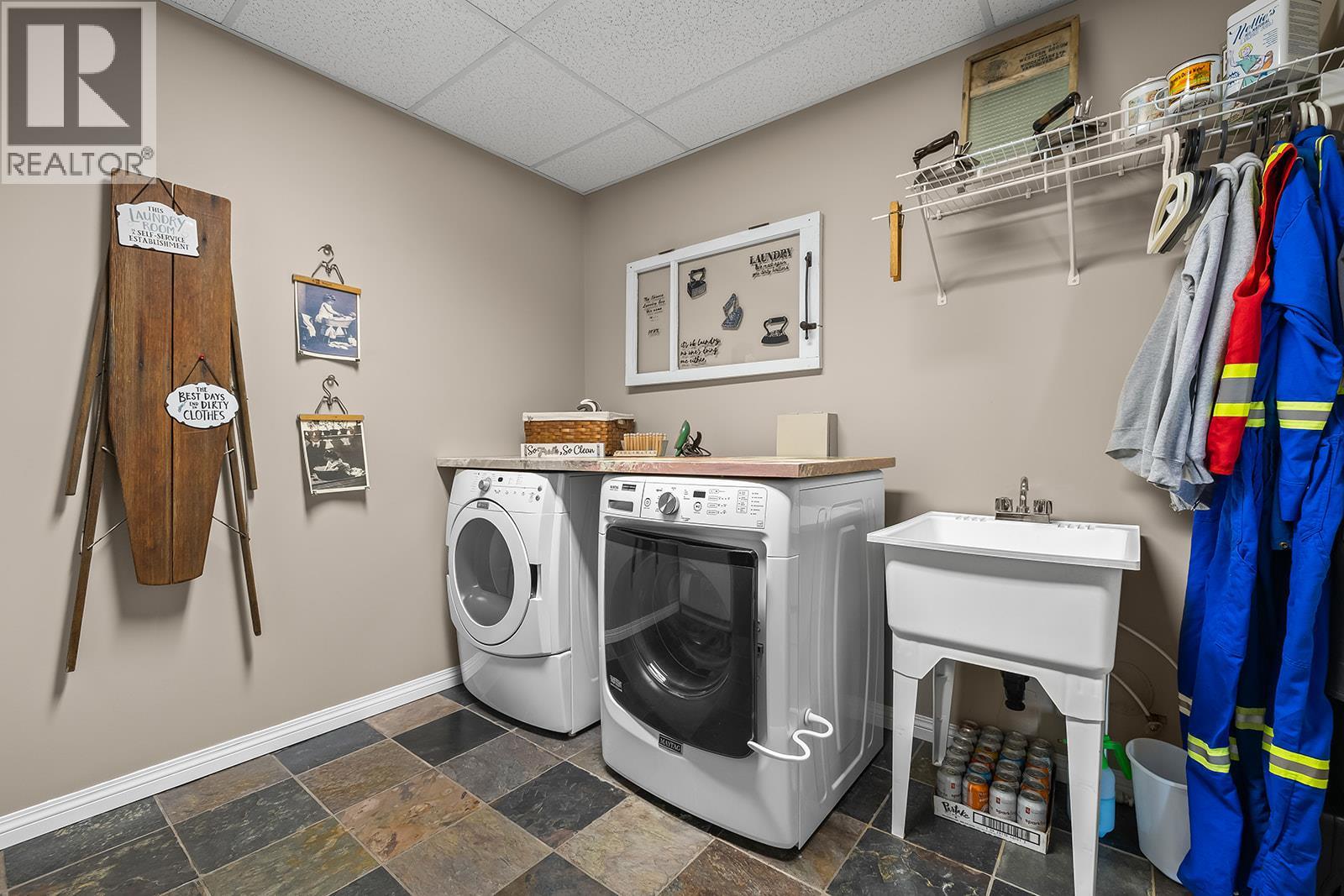 5827 Victoria Street, Peachland, British Columbia  V0H 1X4 - Photo 36 - 10376584