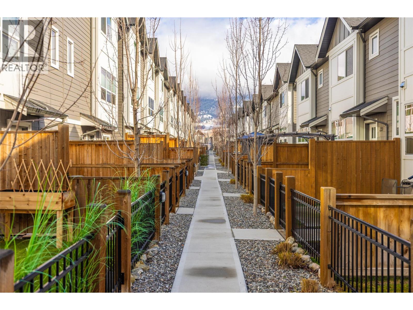 12075 Oceola Road Unit# 33, Lake Country, British Columbia  V4V 0A7 - Photo 39 - 10376457