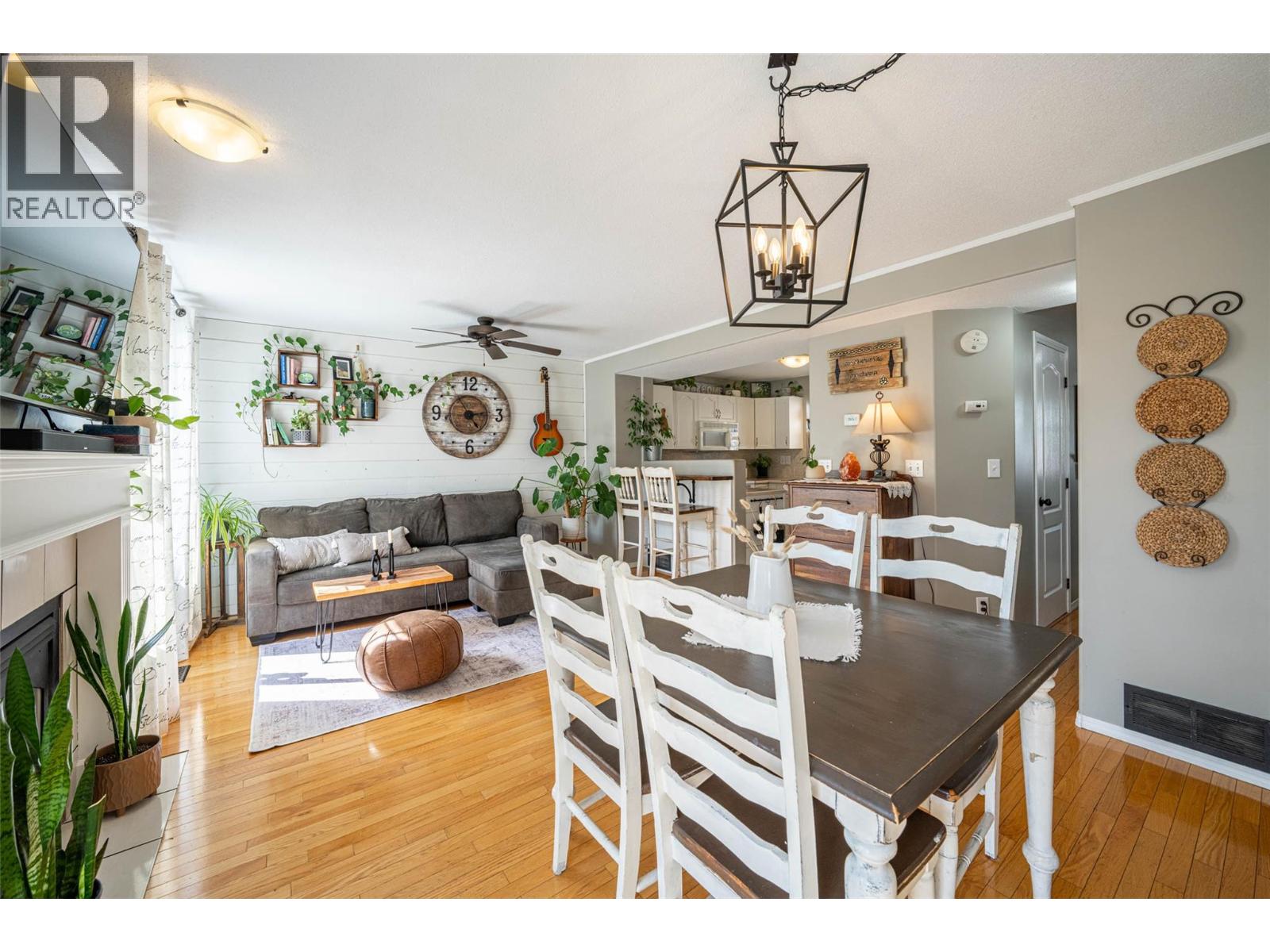 2395 Pleasant Valley Road Unit# 31, Armstrong, British Columbia  V0E 1B2 - Photo 12 - 10376252