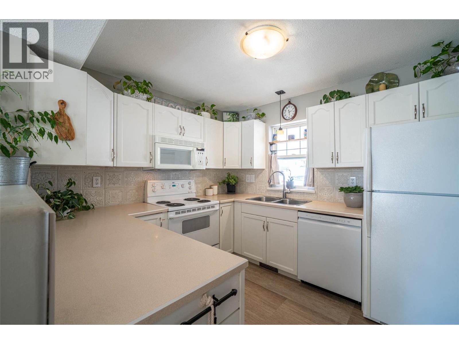 2395 Pleasant Valley Road Unit# 31, Armstrong, British Columbia  V0E 1B2 - Photo 6 - 10376252