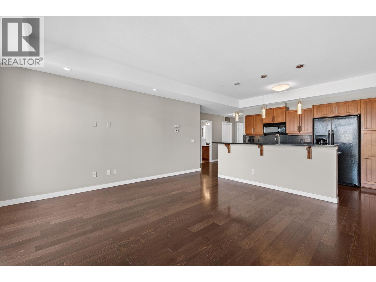 1933 Ambrosi Road Unit# 306, Kelowna, British Columbia  V1Y 4S1 - Photo 17 - 10376573