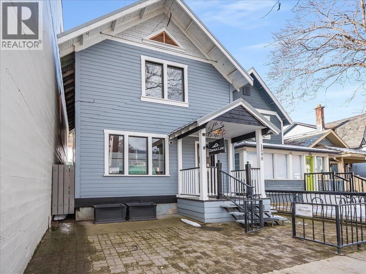 1590 Bay Avenue, Trail, British Columbia  V1R 4B3 - Photo 1 - 10376489