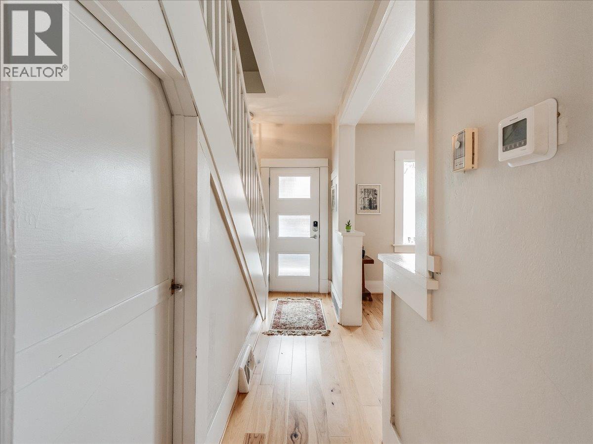 1590 Bay Avenue, Trail, British Columbia  V1R 4B3 - Photo 21 - 10376489