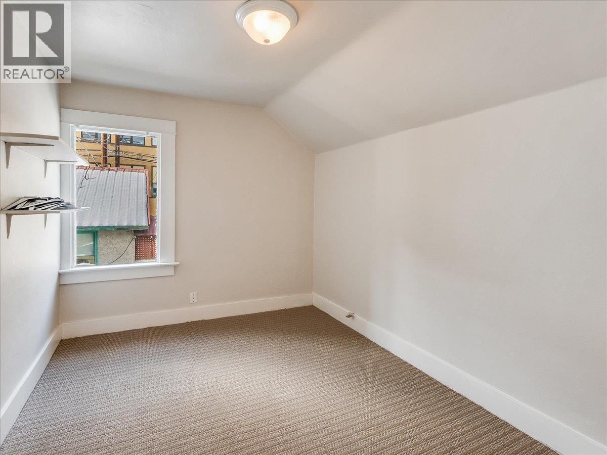 1590 Bay Avenue, Trail, British Columbia  V1R 4B3 - Photo 24 - 10376489