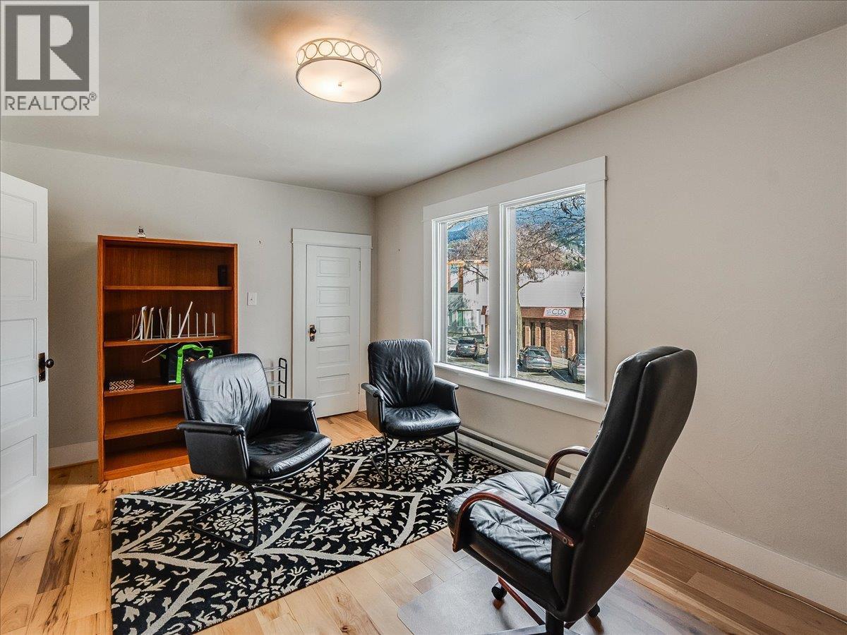 1590 Bay Avenue, Trail, British Columbia  V1R 4B3 - Photo 31 - 10376489