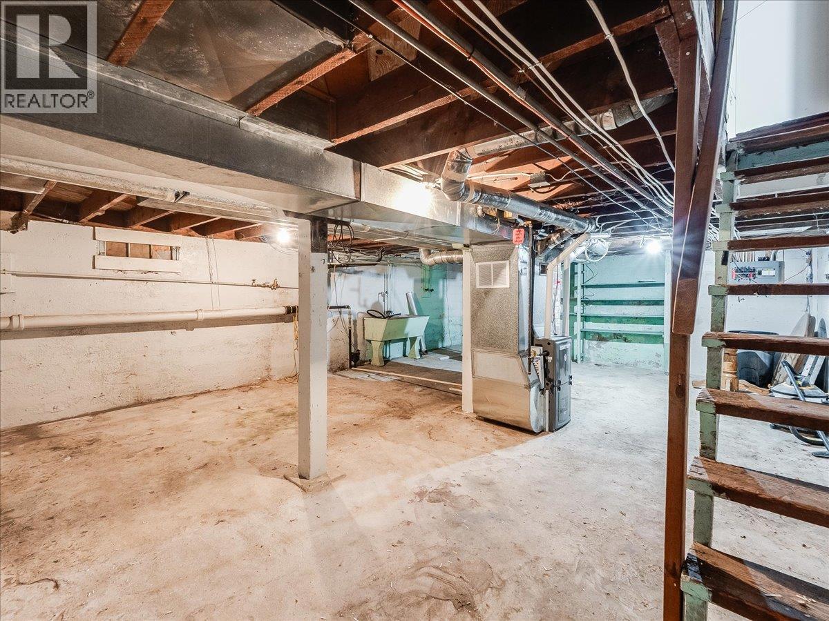 1590 Bay Avenue, Trail, British Columbia  V1R 4B3 - Photo 33 - 10376489