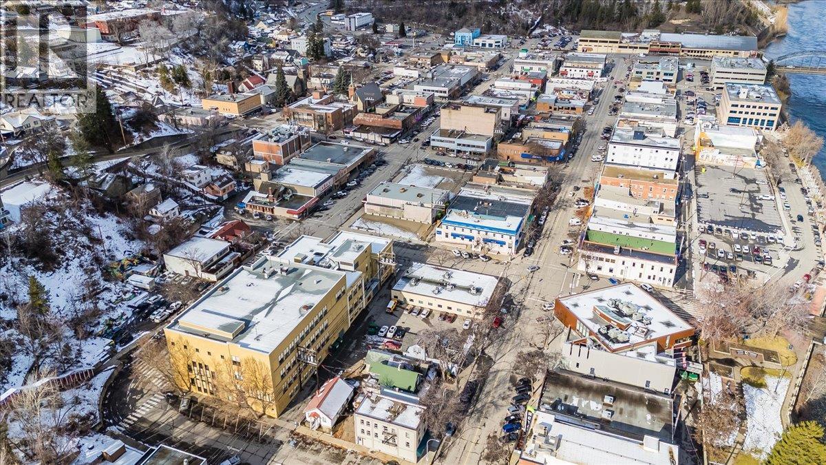 1590 Bay Avenue, Trail, British Columbia  V1R 4B3 - Photo 41 - 10376489