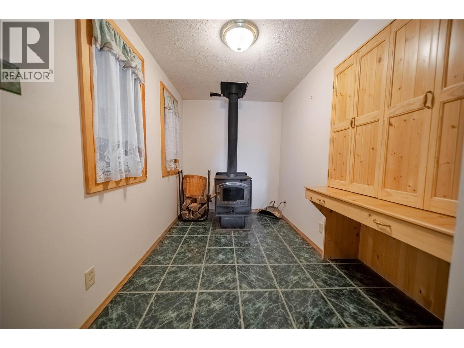 7825 Jaffray Baynes Lake Road Road, Jaffray, British Columbia  V0B 1T4 - Photo 25 - 10376529