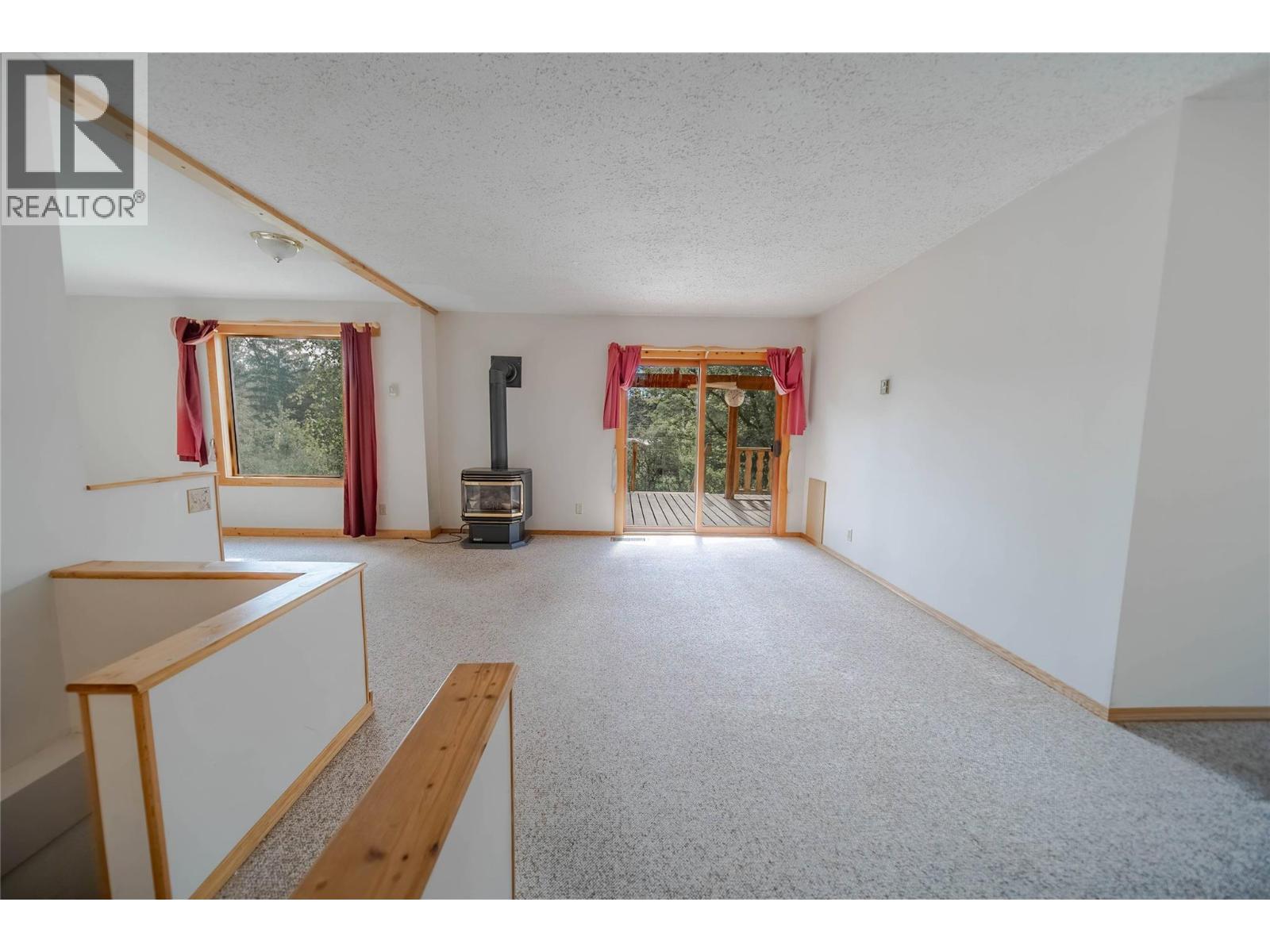 7825 Jaffray Baynes Lake Road Road, Jaffray, British Columbia  V0B 1T4 - Photo 7 - 10376529