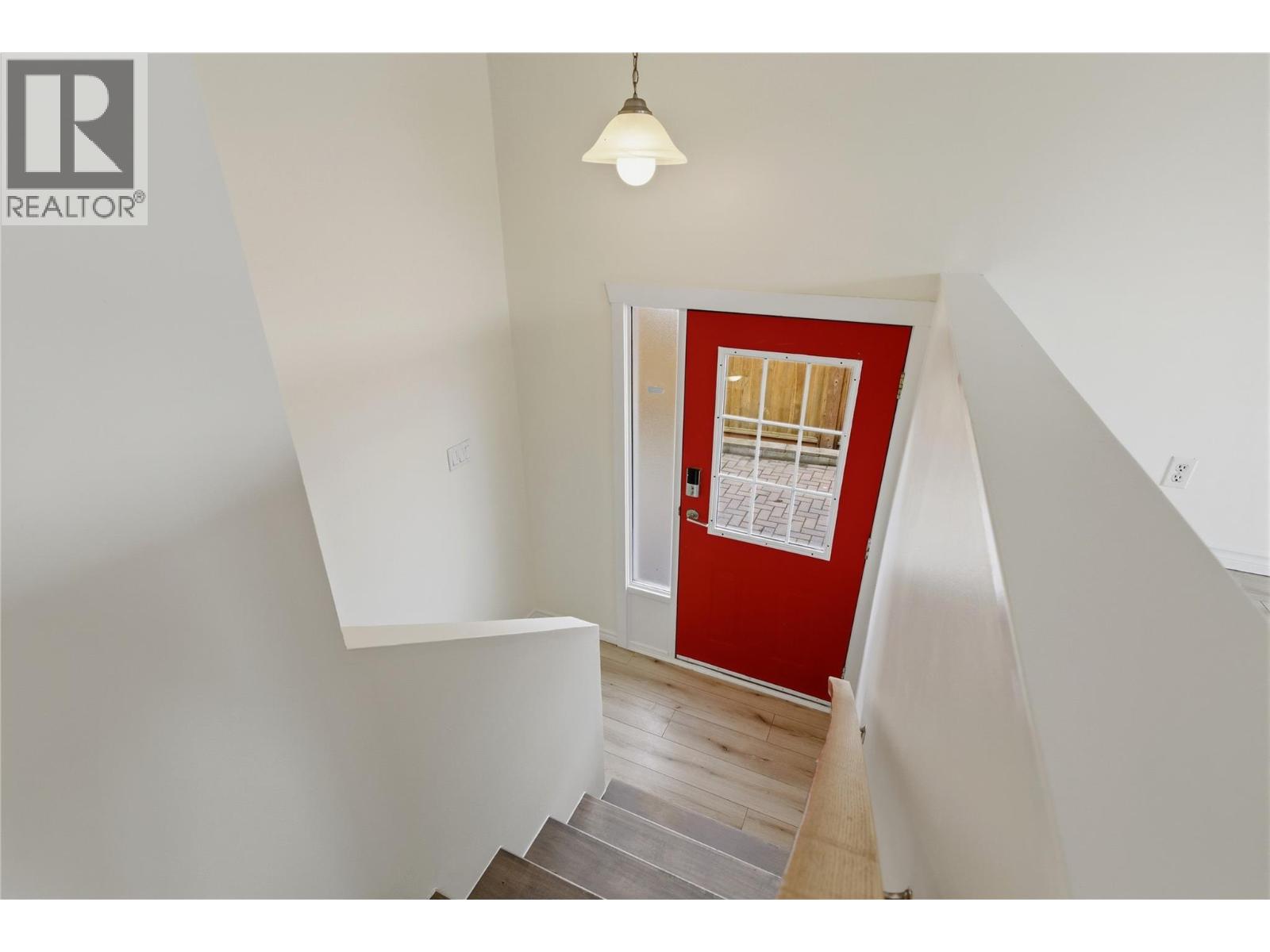 877 Tataryn Road, Kelowna, British Columbia  V1X 1N5 - Photo 29 - 10376409