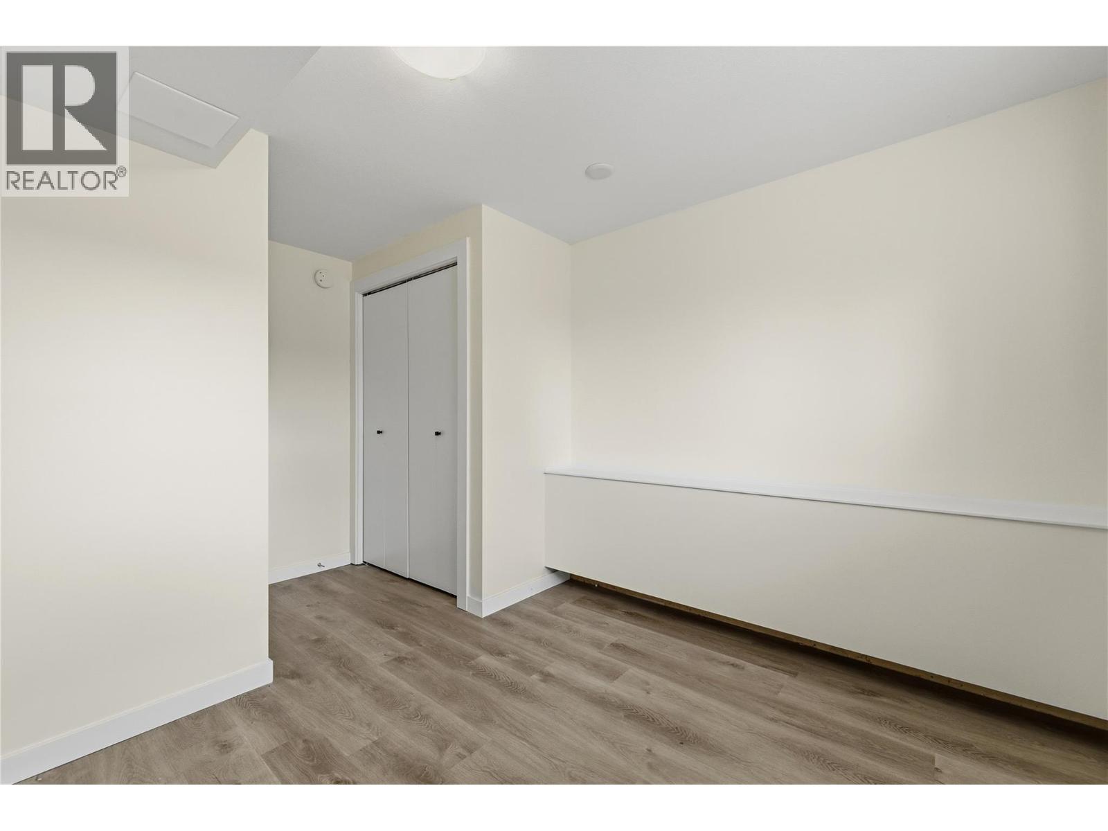 877 Tataryn Road, Kelowna, British Columbia  V1X 1N5 - Photo 40 - 10376409