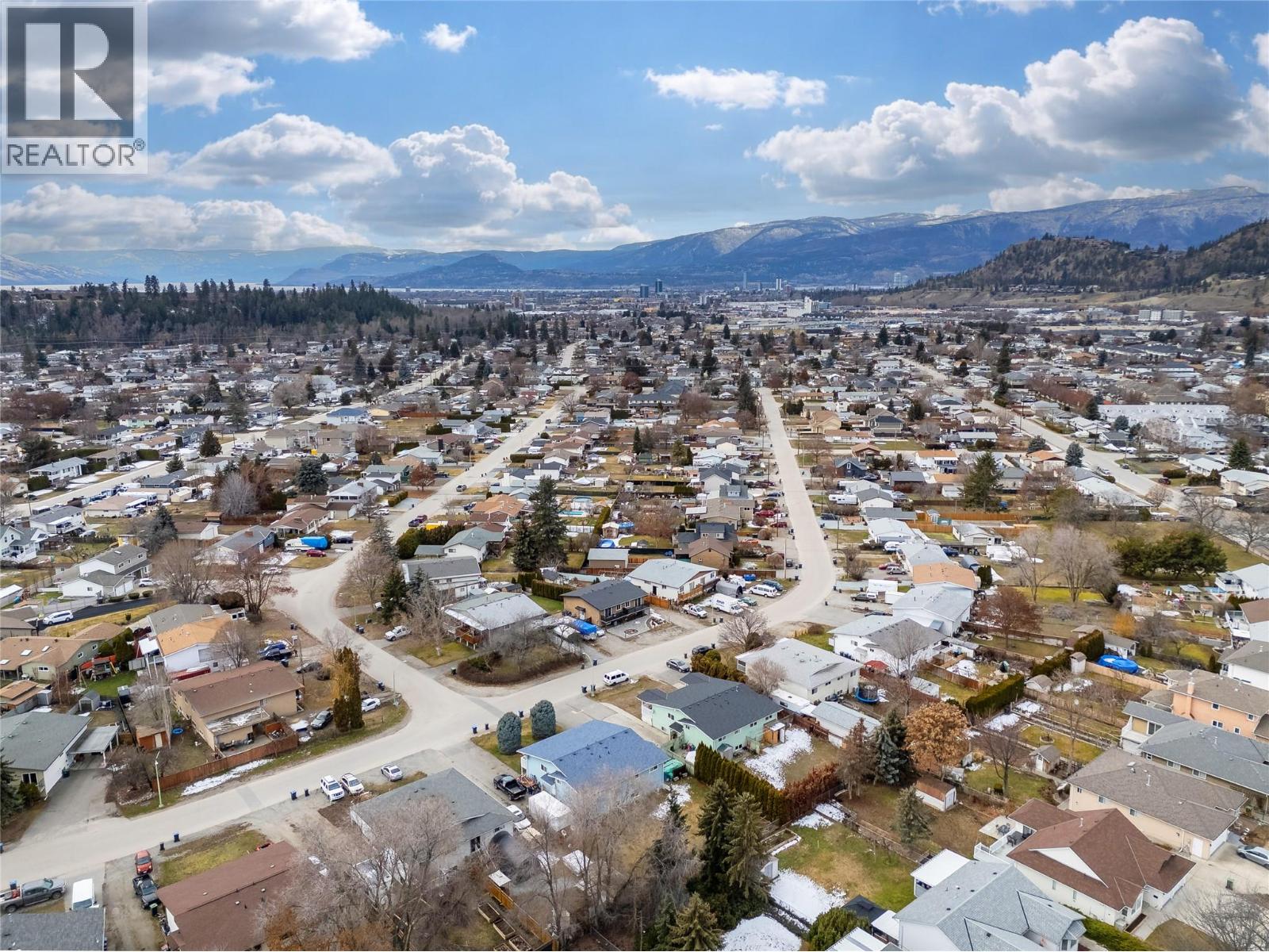 877 Tataryn Road, Kelowna, British Columbia  V1X 1N5 - Photo 45 - 10376409