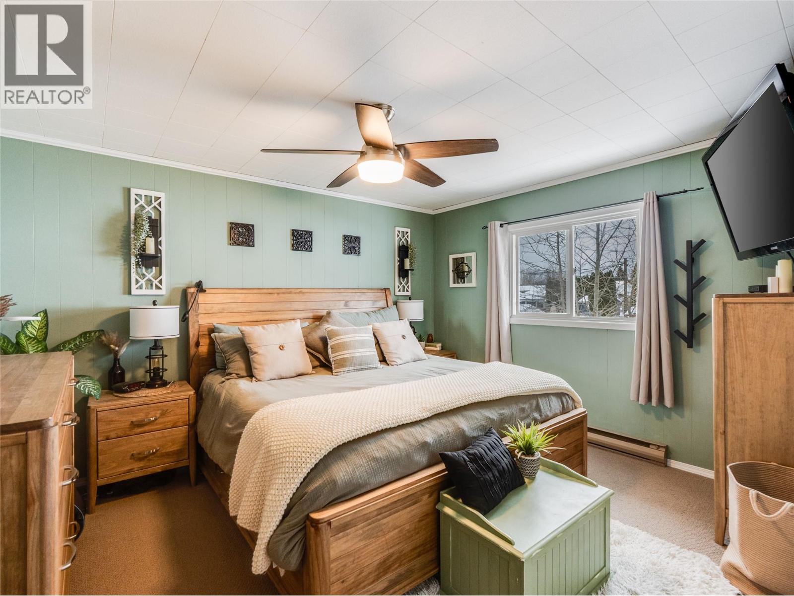 601 6th Avenue, Castlegar, British Columbia  V1N 1T8 - Photo 15 - 10376541