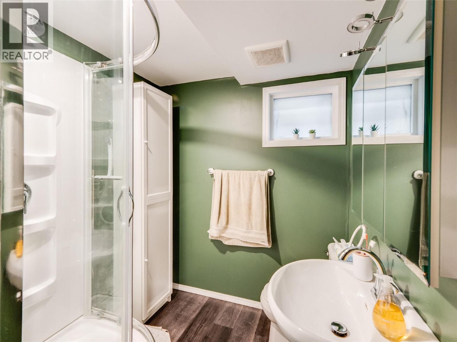 601 6th Avenue, Castlegar, British Columbia  V1N 1T8 - Photo 31 - 10376541