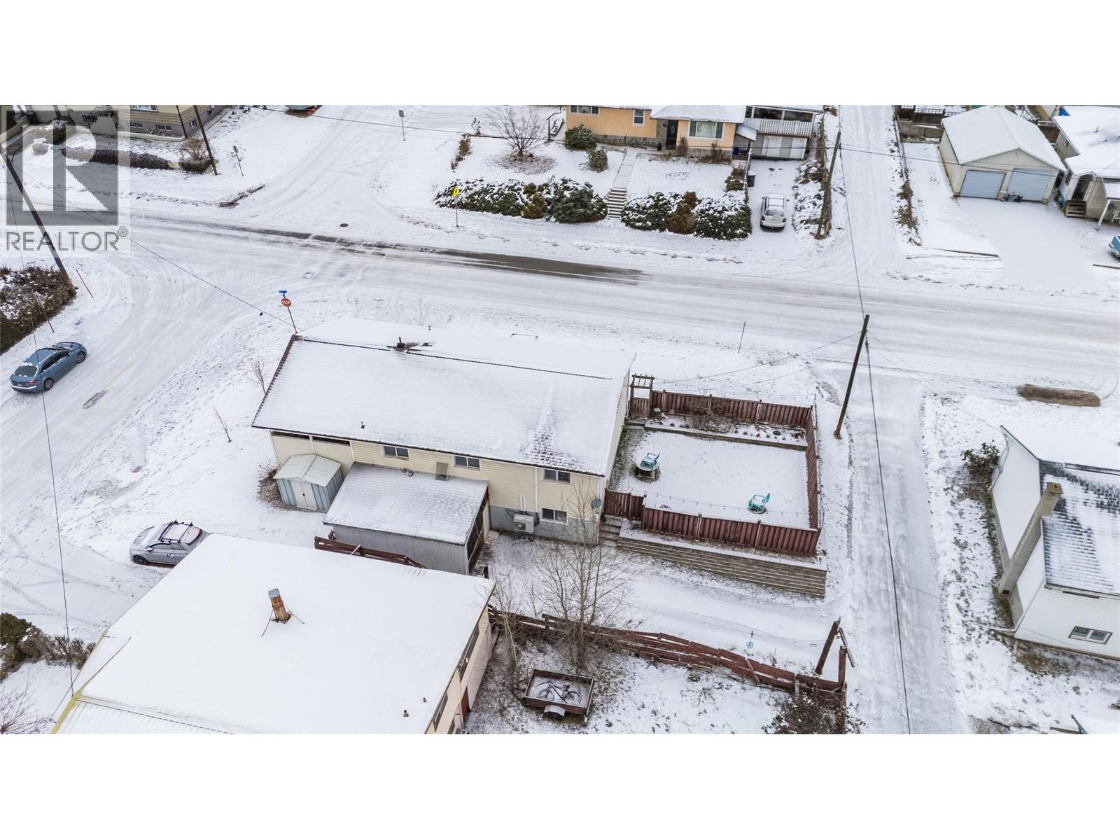 601 6th Avenue, Castlegar, British Columbia  V1N 1T8 - Photo 53 - 10376541