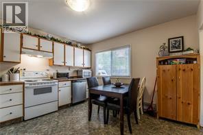 4904 Pleasant Valley Road, Vernon, British Columbia  V1B 3L7 - Photo 14 - 10376592