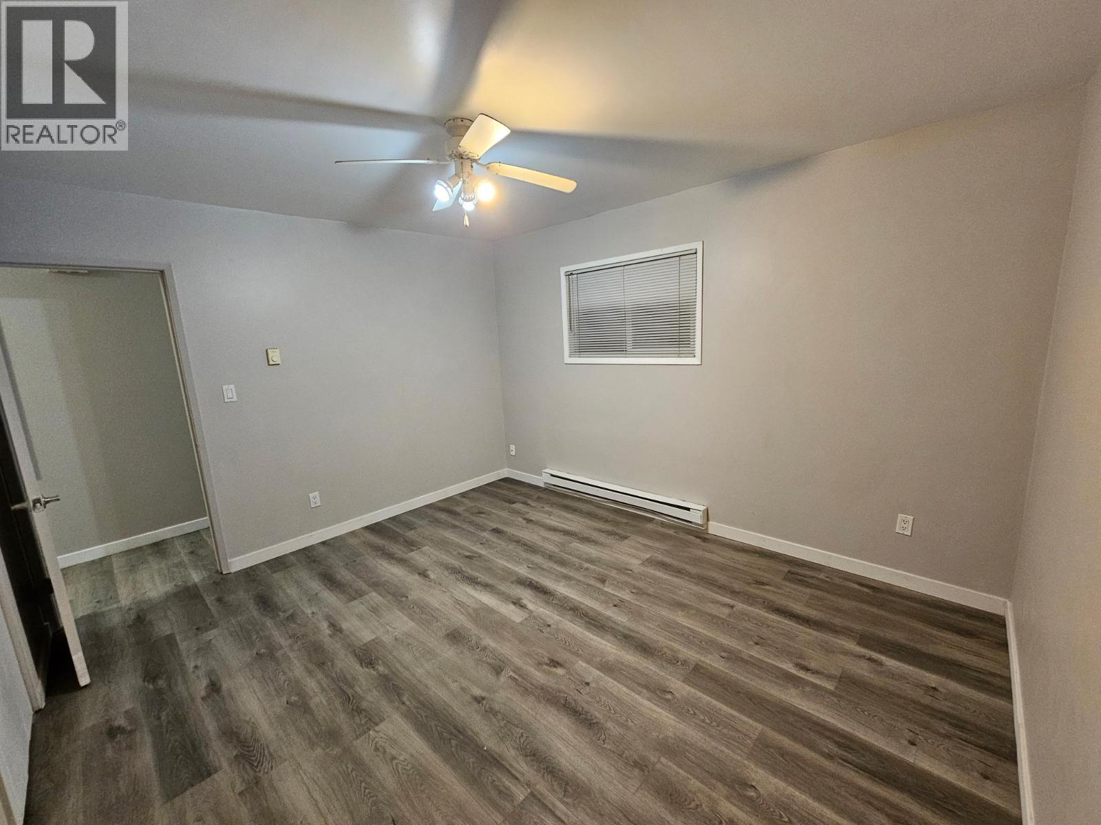 4904 Pleasant Valley Road, Vernon, British Columbia  V1B 3L7 - Photo 23 - 10376592