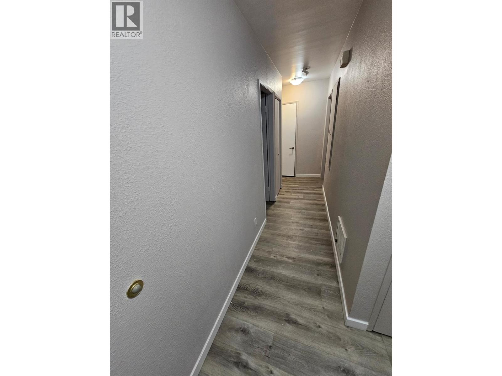 4904 Pleasant Valley Road, Vernon, British Columbia  V1B 3L7 - Photo 28 - 10376592