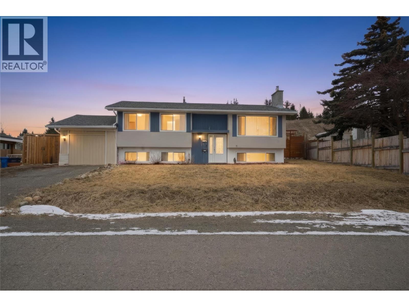 31 Beryl Drive, Logan Lake, British Columbia  V0E 1W0 - Photo 1 - 10376403