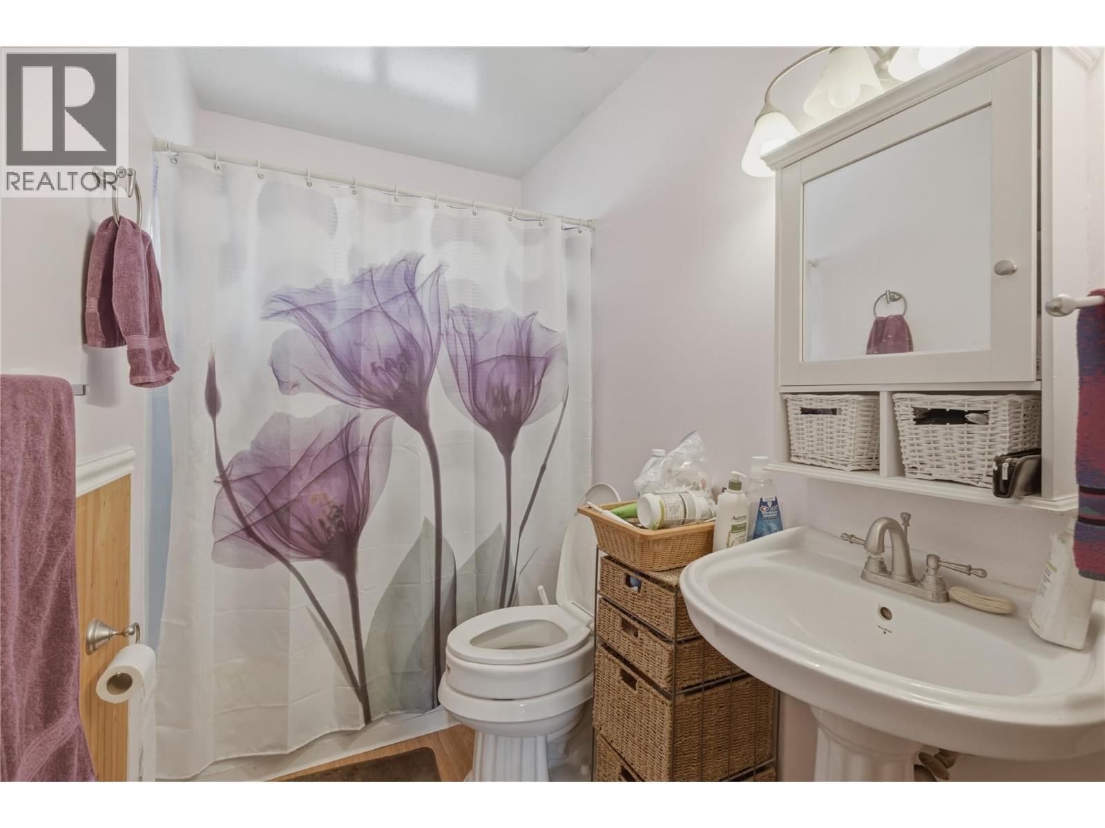 31 Beryl Drive, Logan Lake, British Columbia  V0E 1W0 - Photo 17 - 10376403