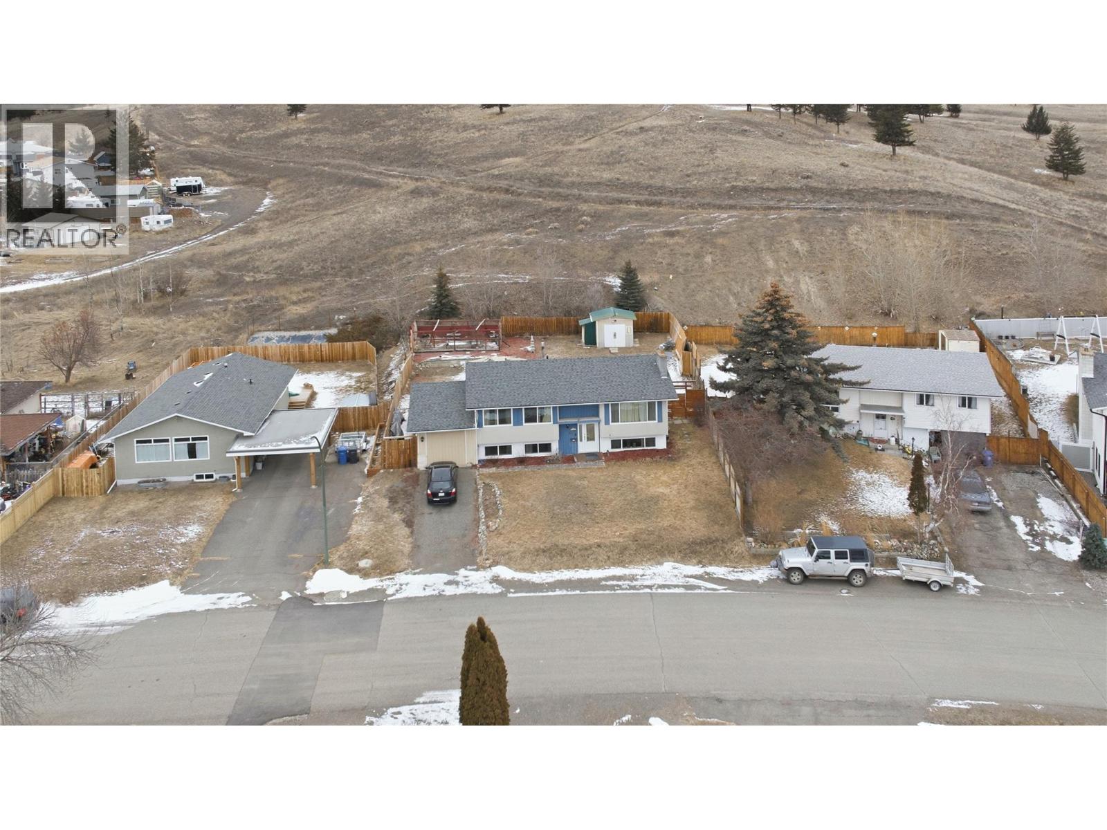 31 Beryl Drive, Logan Lake, British Columbia  V0E 1W0 - Photo 2 - 10376403