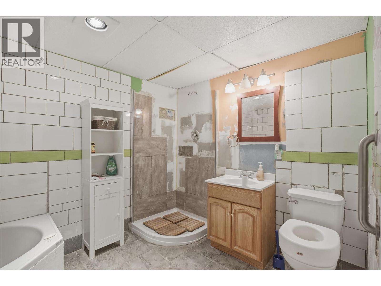 31 Beryl Drive, Logan Lake, British Columbia  V0E 1W0 - Photo 25 - 10376403