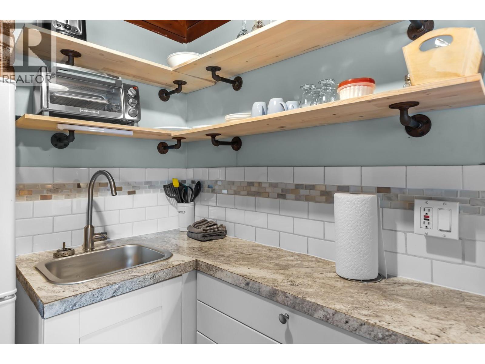 1210 Paradise Avenue, Sicamous, British Columbia  V0E 0E8 - Photo 25 - 10376589