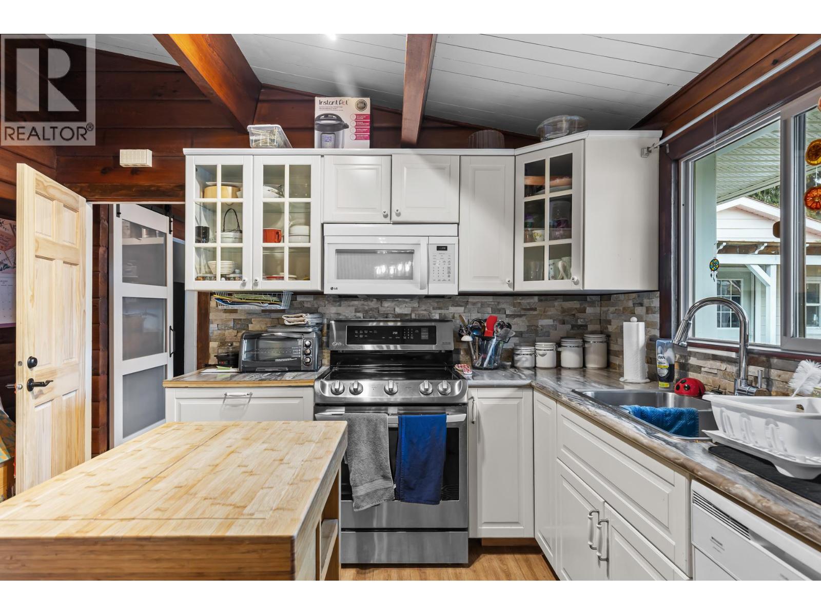 1210 Paradise Avenue, Sicamous, British Columbia  V0E 0E8 - Photo 40 - 10376589