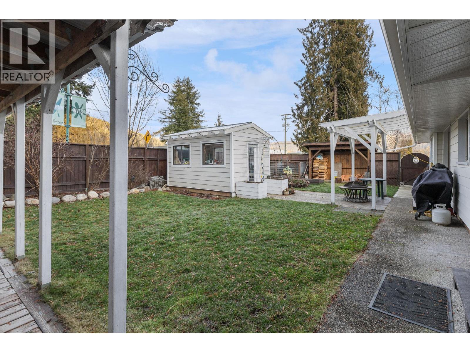 1210 Paradise Avenue, Sicamous, British Columbia  V0E 0E8 - Photo 56 - 10376589