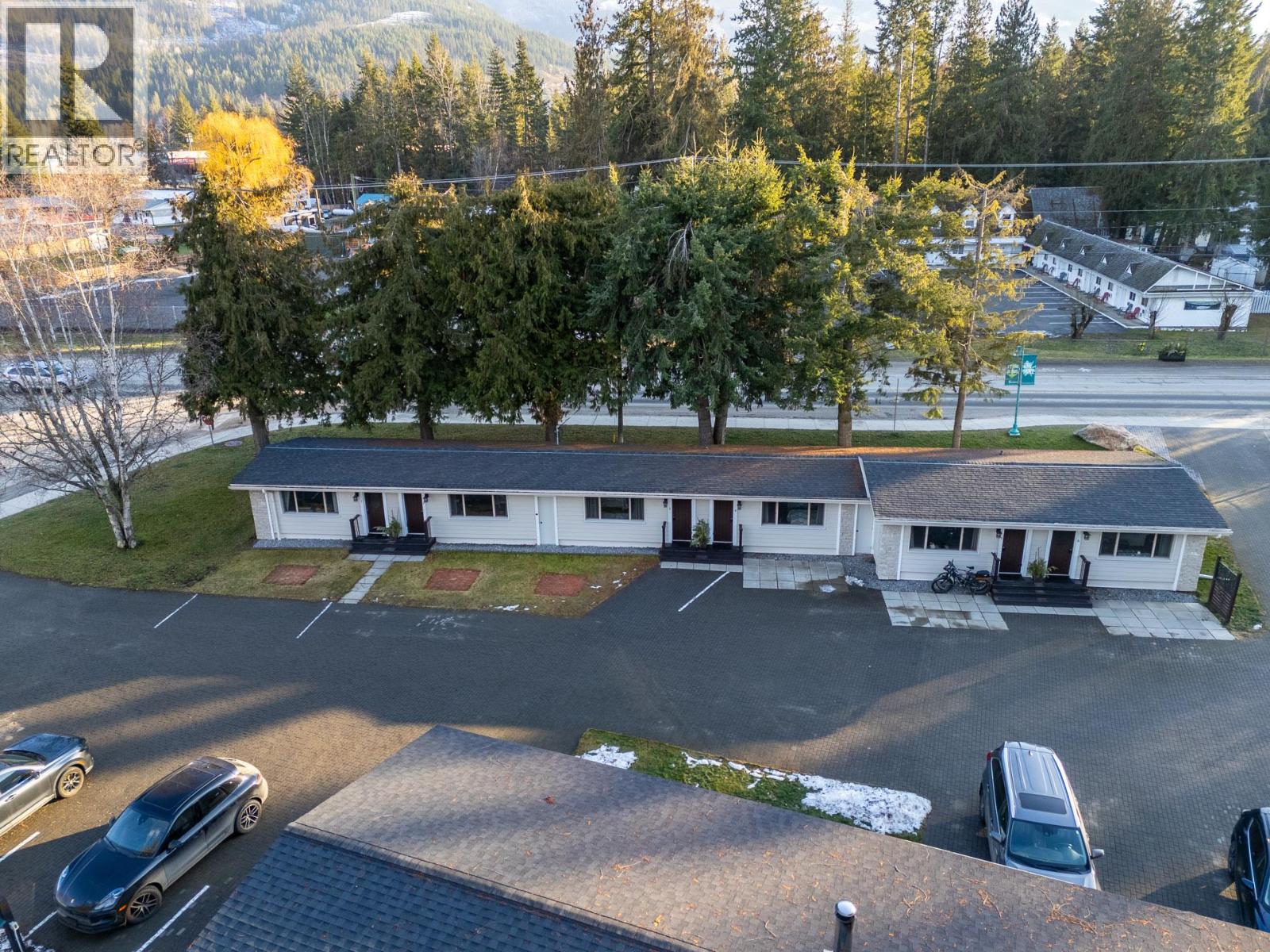 1210 Paradise Avenue, Sicamous, British Columbia  V0E 0E8 - Photo 73 - 10376589