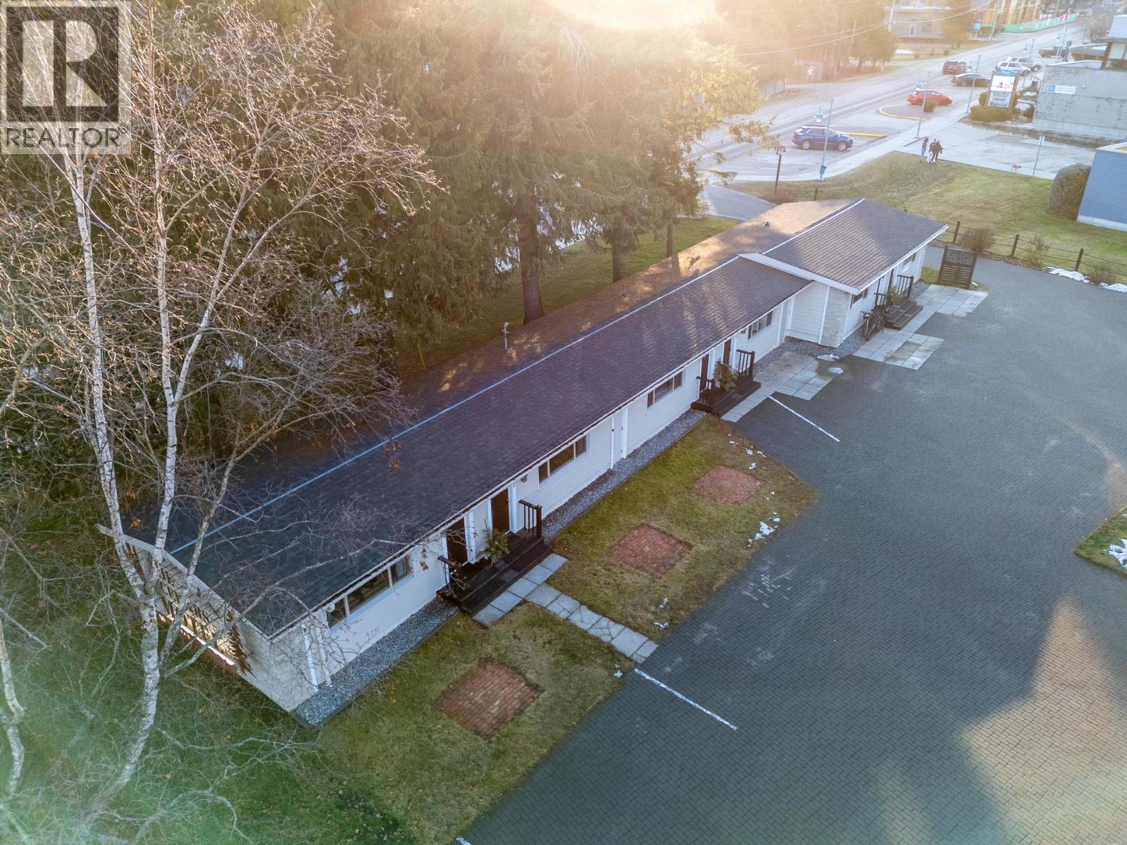 1210 Paradise Avenue, Sicamous, British Columbia  V0E 0E8 - Photo 75 - 10376589