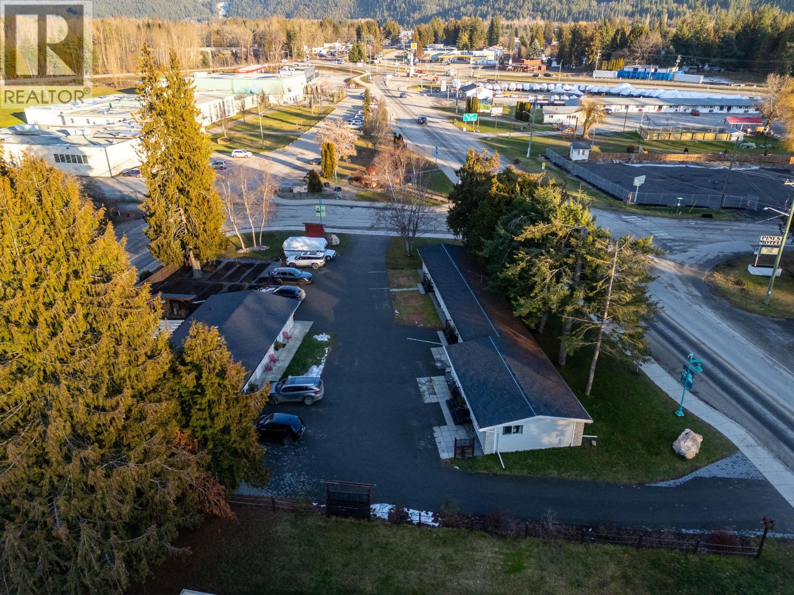 1210 Paradise Avenue, Sicamous, British Columbia  V0E 0E8 - Photo 78 - 10376589