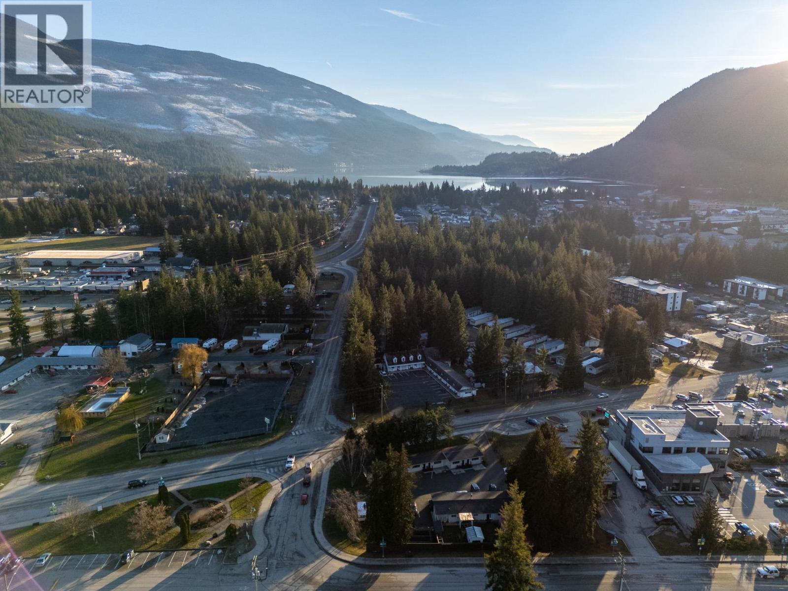 1210 Paradise Avenue, Sicamous, British Columbia  V0E 0E8 - Photo 82 - 10376589