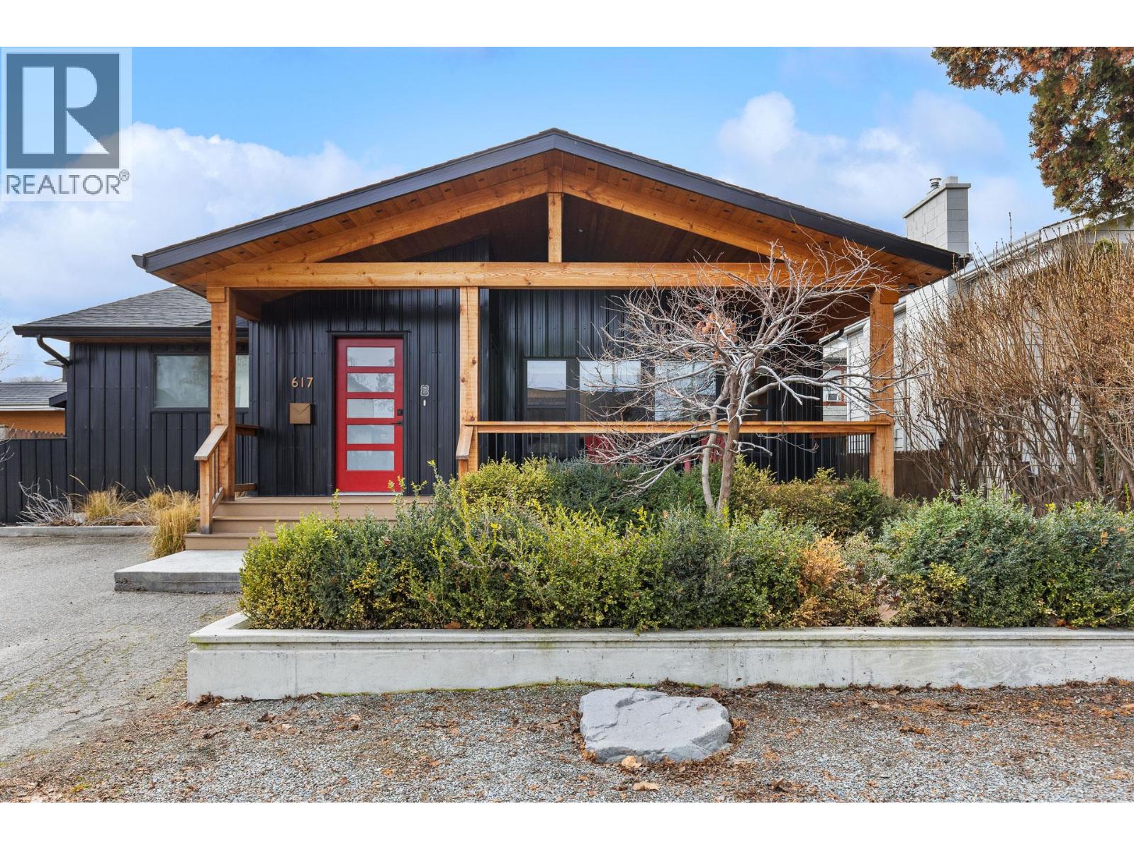 617 Christleton Avenue, Kelowna, British Columbia  V1Y 5J1 - Photo 1 - 10376342