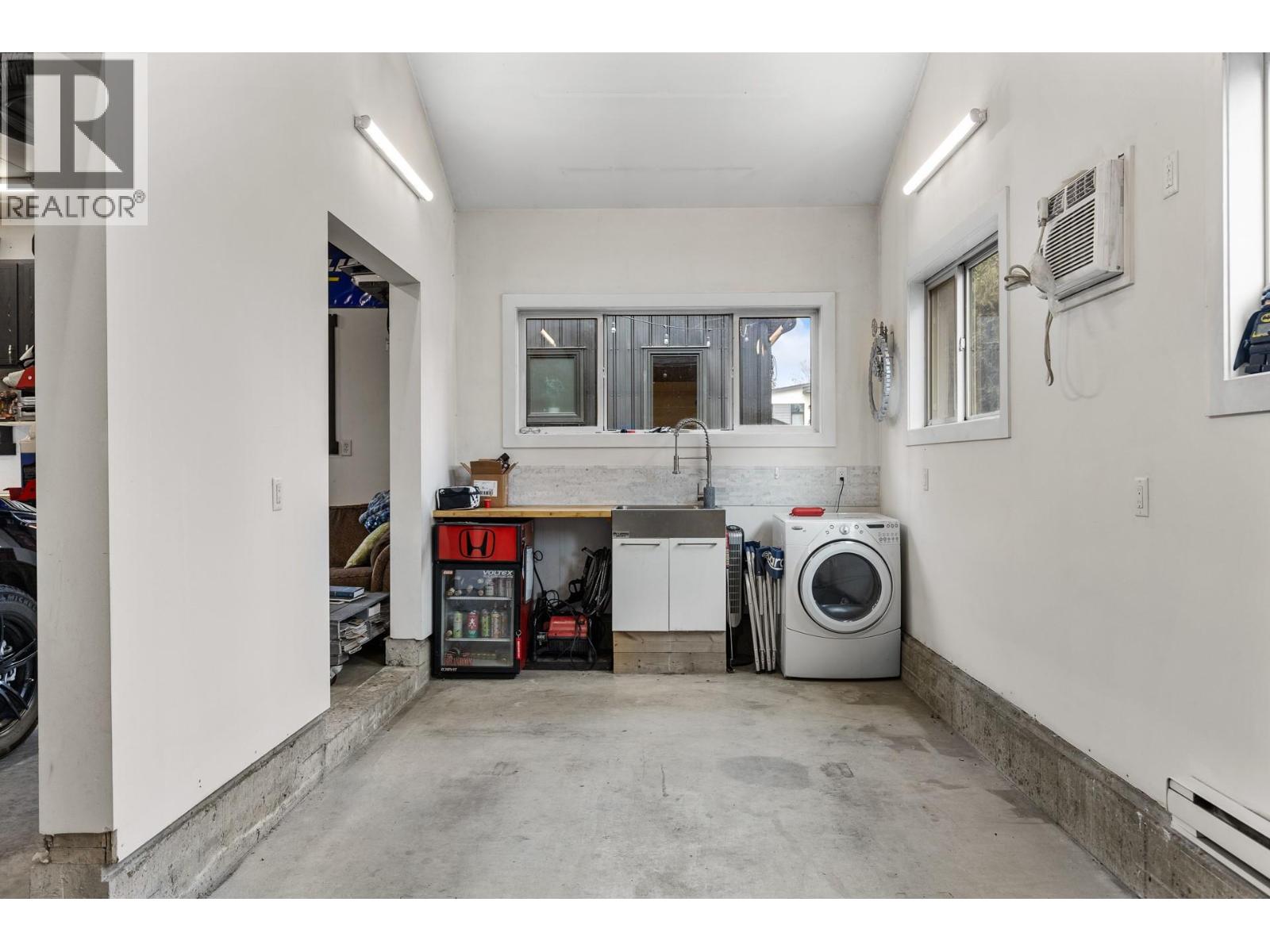 617 Christleton Avenue, Kelowna, British Columbia  V1Y 5J1 - Photo 44 - 10376342