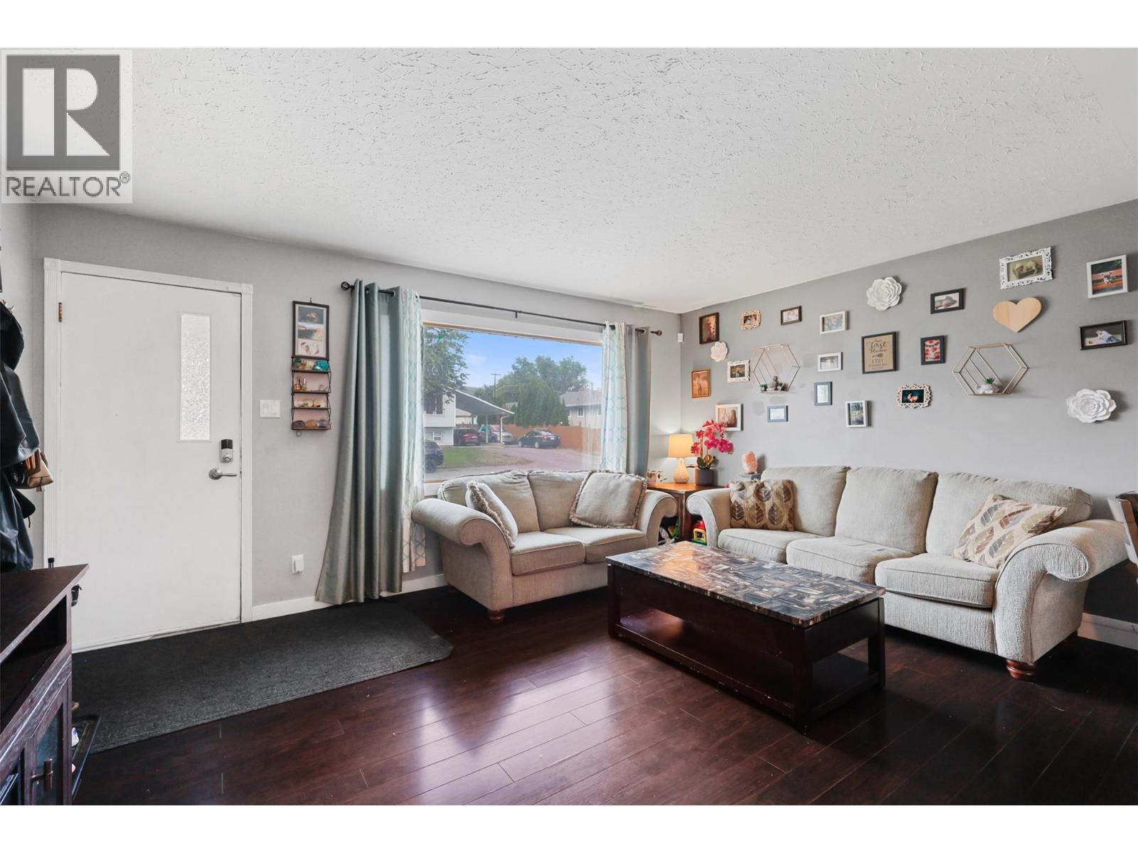 1721 Brunner Avenue, Kamloops, British Columbia  V2B 4K1 - Photo 4 - 10376606