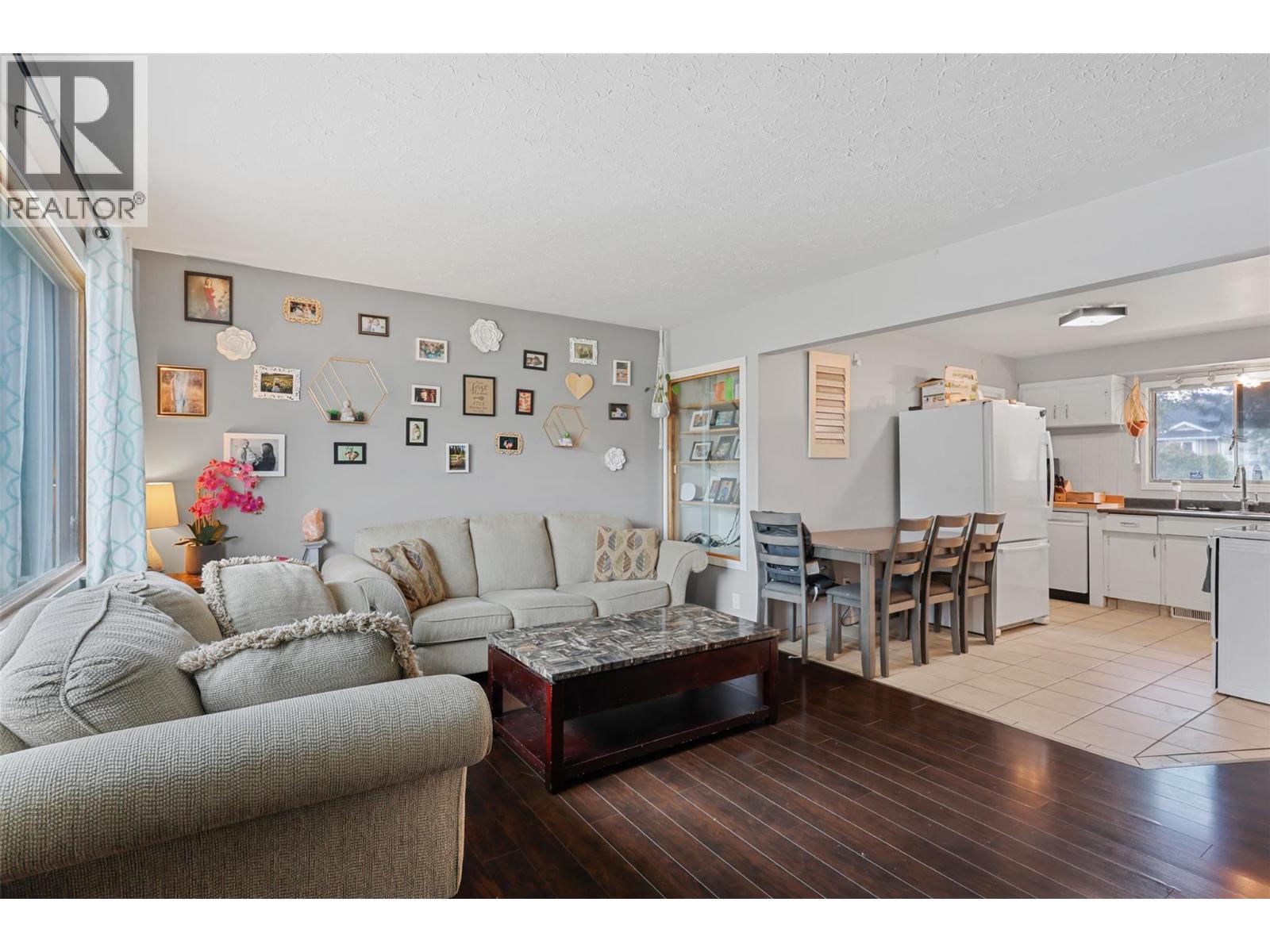 1721 Brunner Avenue, Kamloops, British Columbia  V2B 4K1 - Photo 6 - 10376606