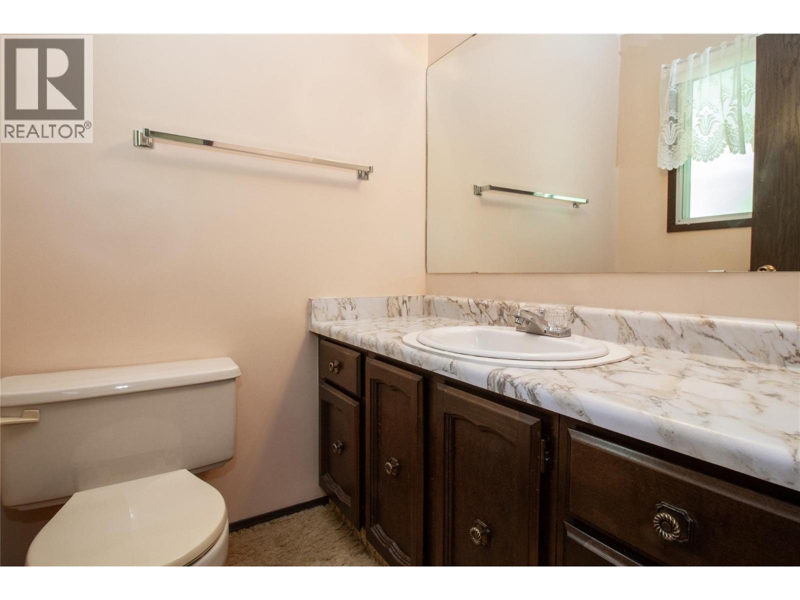 1695 Hay Road, Revelstoke, British Columbia  V0E 2S1 - Photo 17 - 10376578