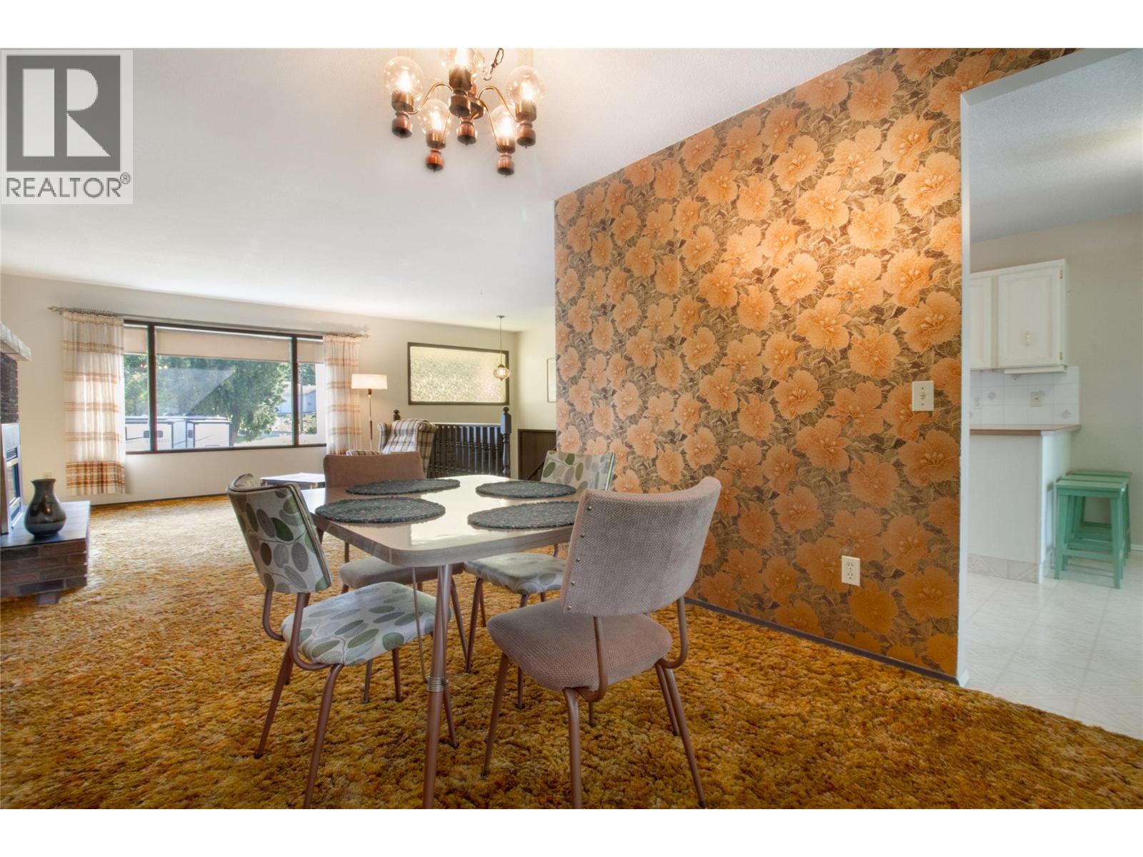 1695 Hay Road, Revelstoke, British Columbia  V0E 2S1 - Photo 9 - 10376578