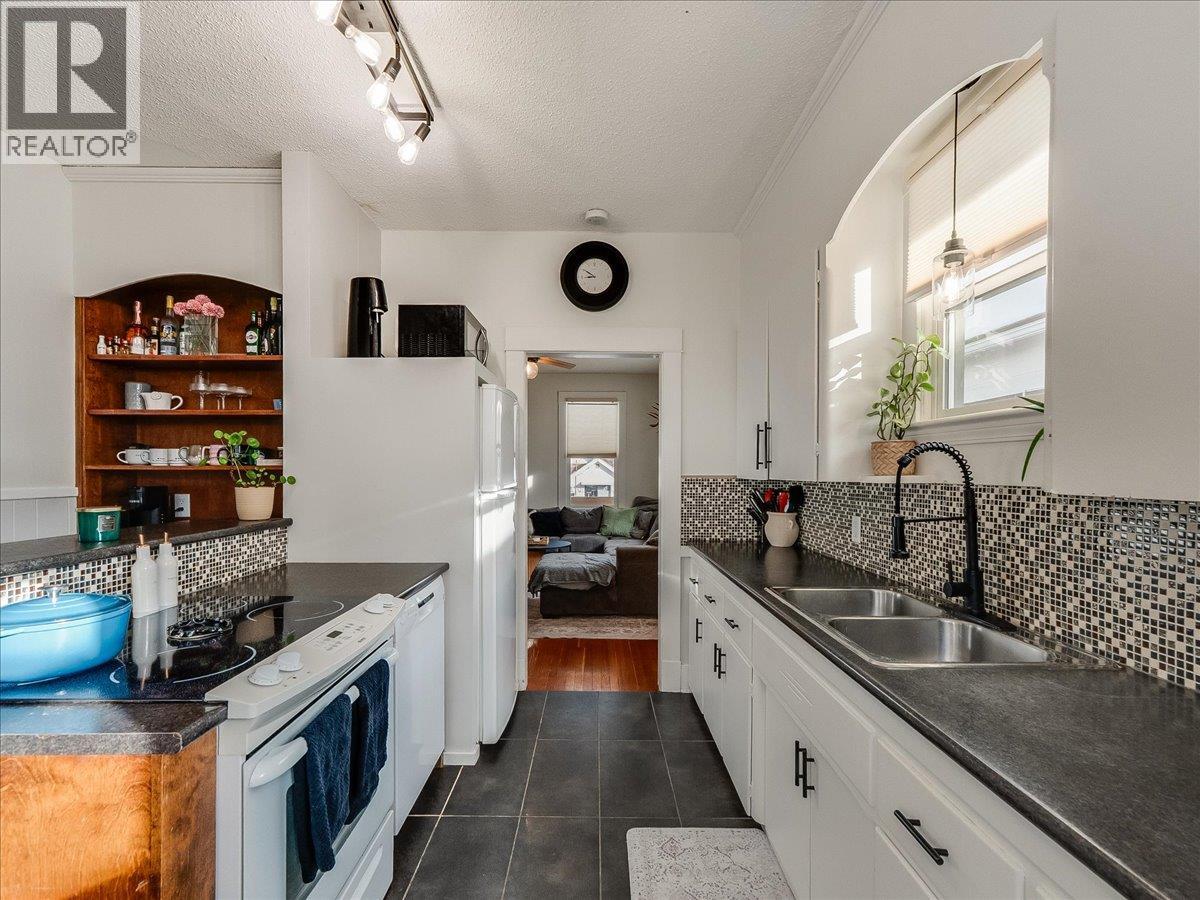 1856 Fourth Avenue, Trail, British Columbia  V1R 1T1 - Photo 26 - 10376090