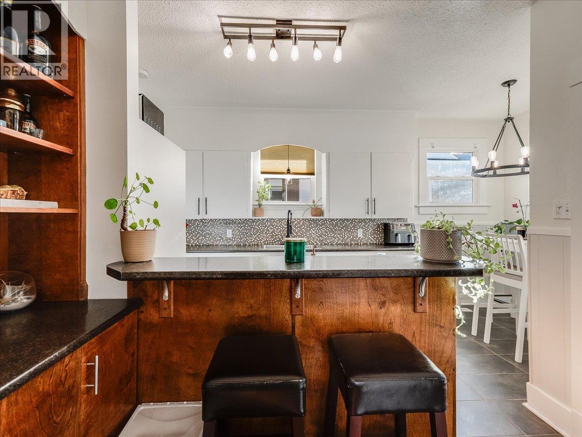 1856 Fourth Avenue, Trail, British Columbia  V1R 1T1 - Photo 28 - 10376090