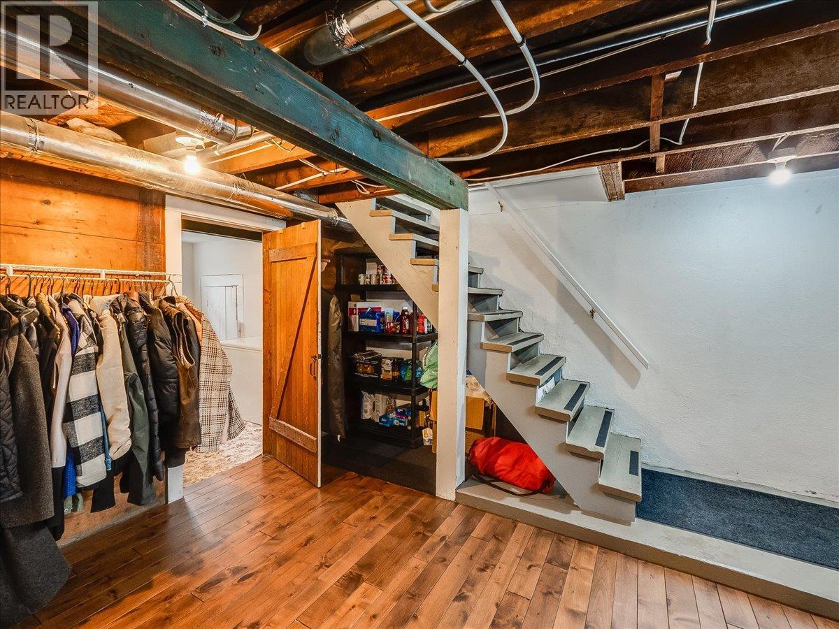 1856 Fourth Avenue, Trail, British Columbia  V1R 1T1 - Photo 34 - 10376090