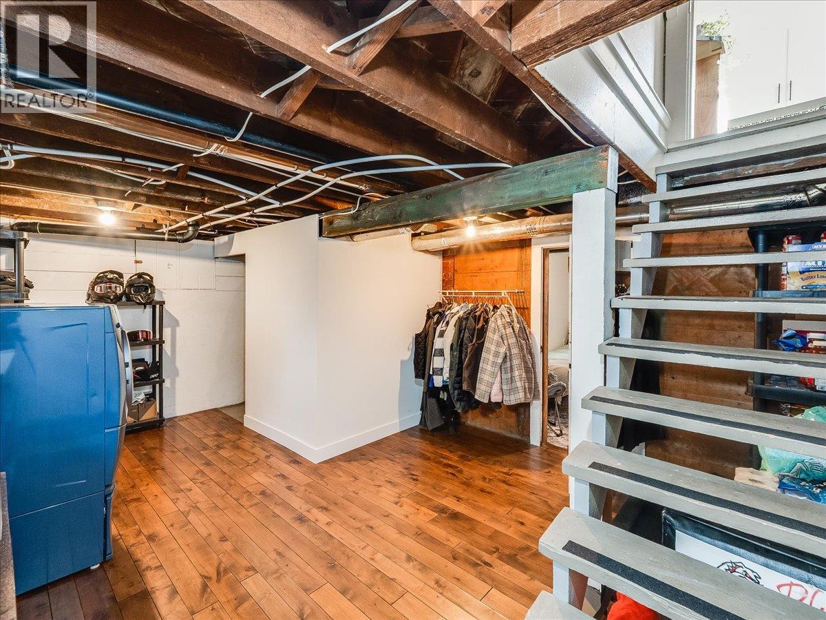 1856 Fourth Avenue, Trail, British Columbia  V1R 1T1 - Photo 40 - 10376090