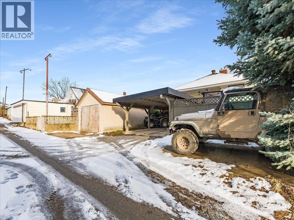 1856 Fourth Avenue, Trail, British Columbia  V1R 1T1 - Photo 53 - 10376090