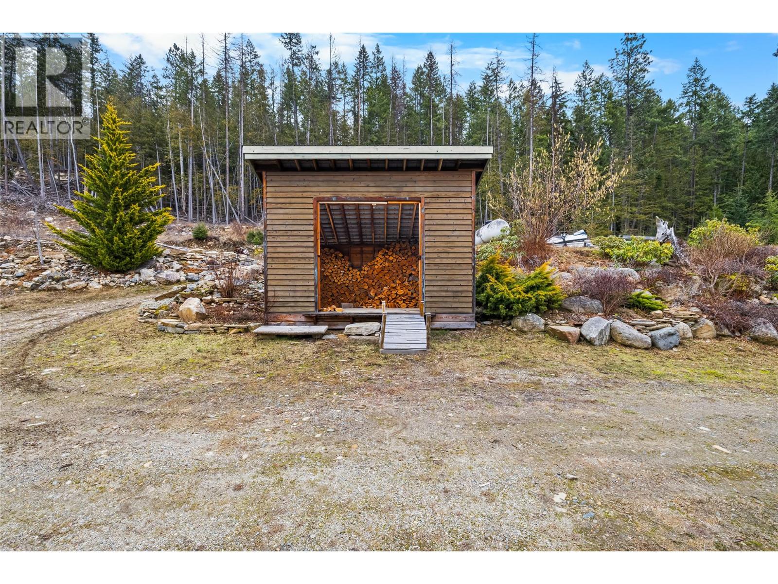 129 Boulder Beach Road, Kootenay Bay, British Columbia  V0B 1X0 - Photo 60 - 10376425