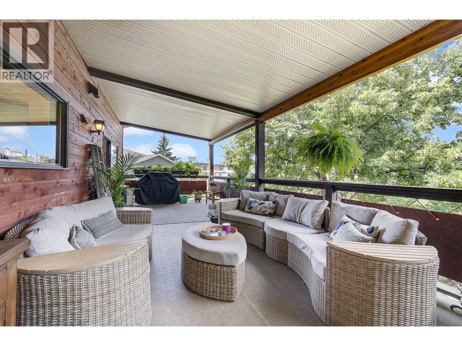 1590 Willow Crescent, Kelowna, British Columbia  V1Y 4K3 - Photo 23 - 10376499